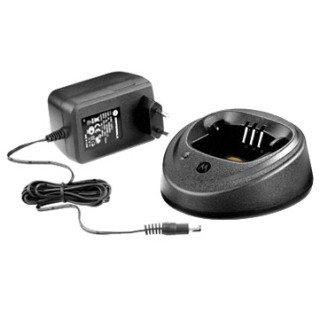 PMLN5192 (původně WPLN4139) Stolní rychlonabíječ pro radiostanice Motorola CP řadu, Motorola R2 a DP1400
